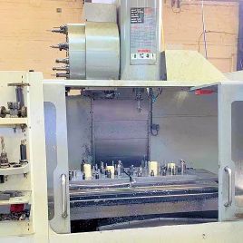 Centro de mecanizado Haas VF-8 - vertical