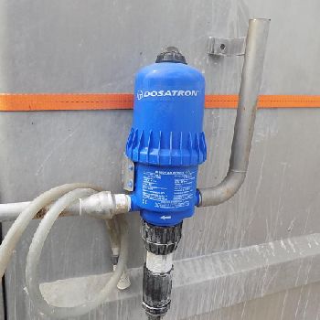 Washing cabinet for 200 lt. bins Roser AL-604