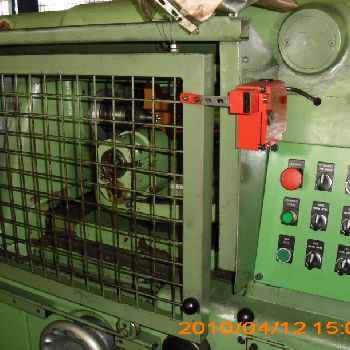Koepfer 170 Horizontal gear hobbing manual machine