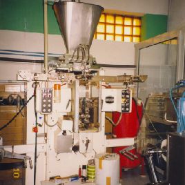 Hassia XAU 44 Filling machine - food industry