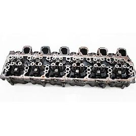 Volvo D7E Engine - Culasse