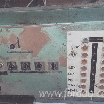 Grading line Sorting line with circular saw