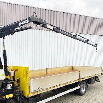 DAF AE45LF 220 4x2, crane MKG HLK 71 HP A 3, radio