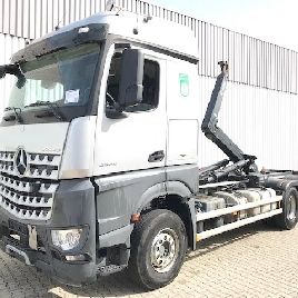 Arocs 2545 L 6x2 de Mercedes-Benz, Hiab Multilift, StreamSpace, Bi-Xénon
