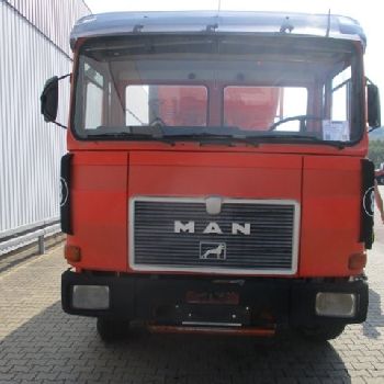 MAN 30.291 8x4 BB 6-cylinder, Stetter 9m³
