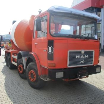 MAN 30.291 8x4 BB 6-cylinder, Stetter 9m³