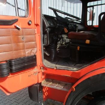 MAN 30.291 8x4 BB 6-cylinder, Stetter 9m³