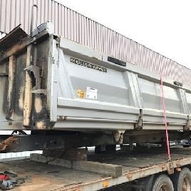 Meiller 3-Seiten Kippaufbau mit Bordmatik links