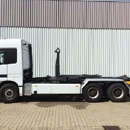 Mercedes-Benz Actros 2646 L 6x4 with Hiab Multilift