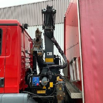 MAN TGM 12.250 4x2 LL with crane HMF 1110-K3, glass / window transporter, Edscha, radio