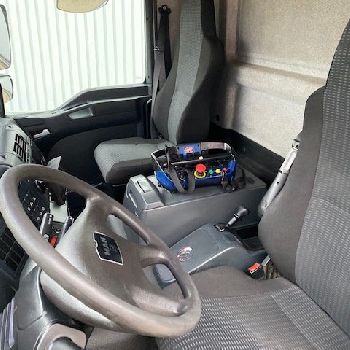 MAN TGM 12.250 4x2 LL with crane HMF 1110-K3, glass / window transporter, Edscha, radio