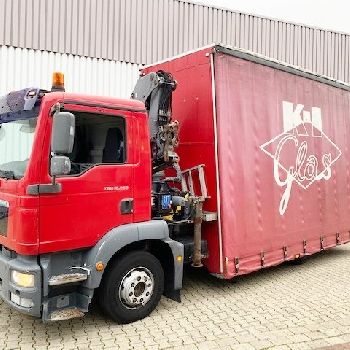 MAN TGM 12.250 4x2 LL with crane HMF 1110-K3, glass / window transporter, Edscha, radio