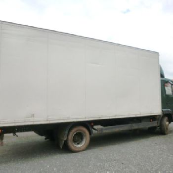 MAN L33 8.180 C 4x2, accident vehicle with frontal damage