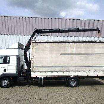 MAN TGL 12.240BL 4x2, with crane Hiab 088 with radio