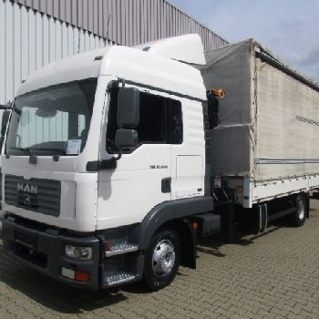 MAN TGL 12.240BL 4x2, with crane Hiab 088 with radio