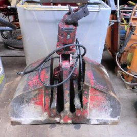 Kinshofer - 2 claw grabs