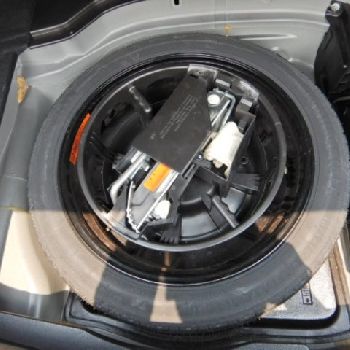 Mercedes-Benz C 63 AMG sedan, avant-garde