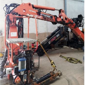 Atlas Terex 118.2 VGL crane, radio and gripper control