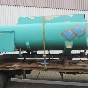 Pipe tank construction