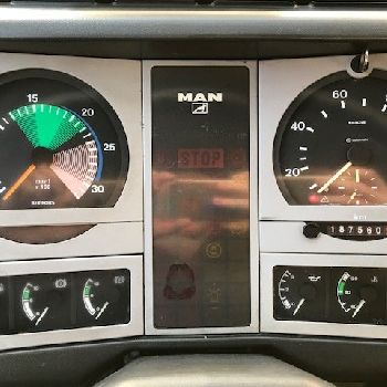 MAN 14.224 LAC 4x4 city hook with crane HIAB 045-2