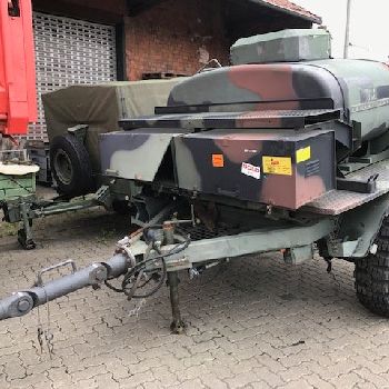 Koegel AHW water tank trailer