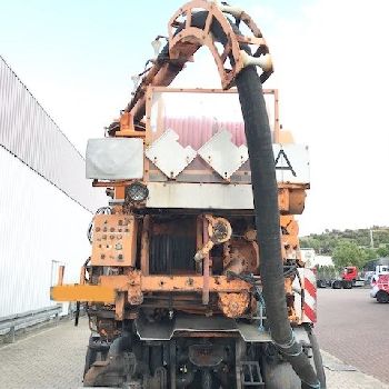 TOLLENSE TE2-3289 suction and pressure build up ca.16m³, radio