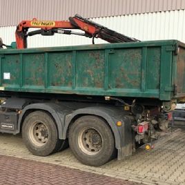 Container construction Hameln roll-off container type 88S28 with crane Palfinger PK 7000 A, approx. 9.8m³