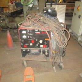 LINCOLN IDEALARC DC 250 Welder GOOD CONDITION (#15024)