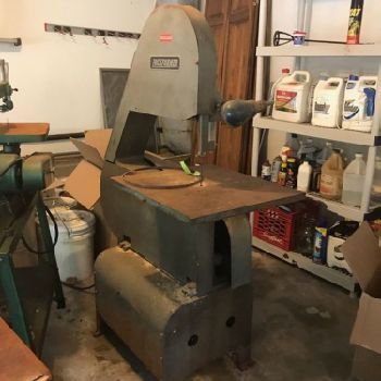 Lockformer Model 245 24"X 24Table 24Throat Depth 120V 1Ph Vertical Band Saw (#18138); Lockformer Model 245 24X 24Table 24Throat Depth 120V 1Ph Vertical Band Saw