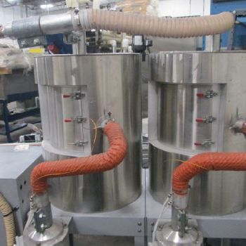 Motan Luxor TM 30 Cfm 50 Lbs/HR 460V 3Ph Dryer W/Dual Stainless Steel Drying Bin (#17861); Motan Luxor TM 30 Cfm 50 Lbs/HR 460V 3Ph Dryer W/Dual Stainless Steel Drying Bin