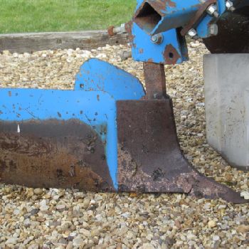 Stand and Pearson BB2 - 554