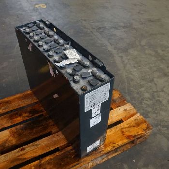 Fenwick - 24 V 3 PzS 375 Ah