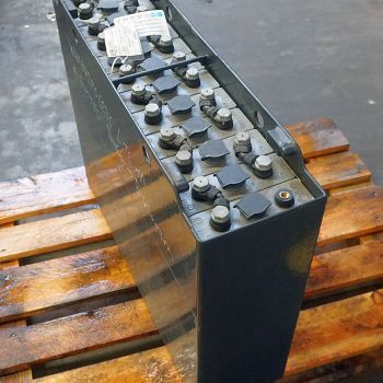 Fenwick - 24 V 3 PzS 375 Ah