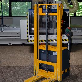 Transpaletas eléctricas JUNGHEINRICH, EJC112