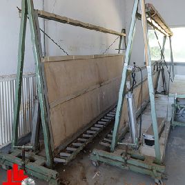 Mounting frame for window fitting