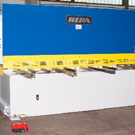 HERA hidraulikus giljotin
