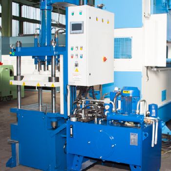 Hydraulic four-column press HIDROLIKSAN 30 to