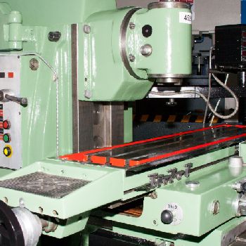 Universal milling machine BULMAK FU 251