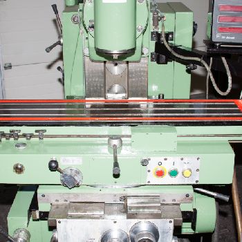 Universal milling machine BULMAK FU 251