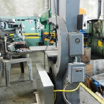 SAW 36" VERTICAL BANDSAW