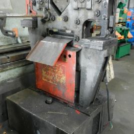 EDWARDS 90 TON HYDRAULIC IRONWORKER