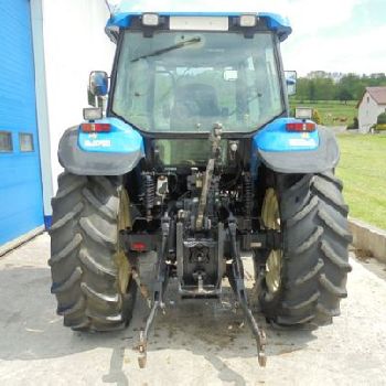 New Holland TM 120