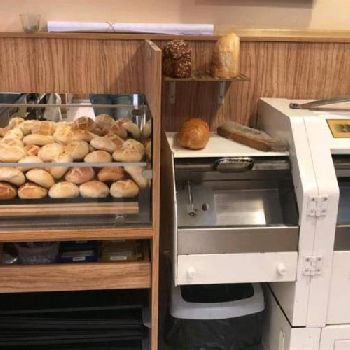 WIESHEU / RÖSEN & amp; ROBERT