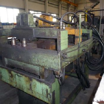 Hydraulic tong feed Manzoni