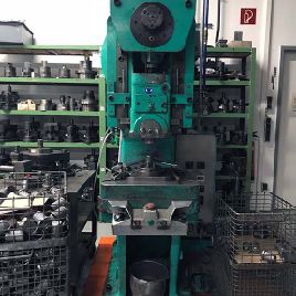 Eccentric press Weingarten AR 40