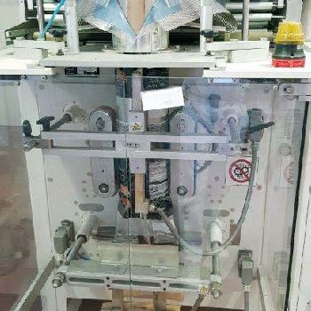 Vertical packaging machine Ilapak VEGATRONIC