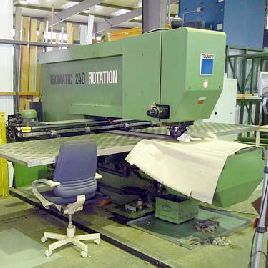 Punching and nibbling machine Trumpf TRUMATIC 240 Rotation