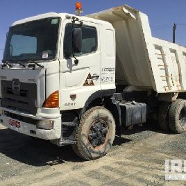 2007 Hino 700 4041 6x4 Dump Truck