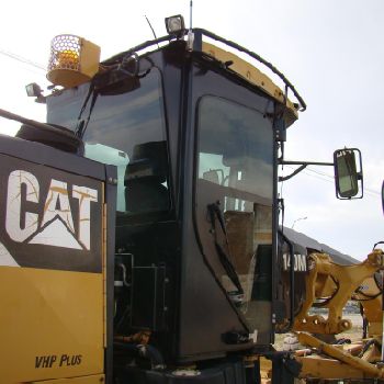 CATERPILLAR 140 M LIFTER