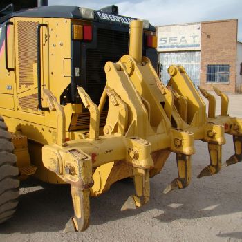CATERPILLAR 140 M LIFTER